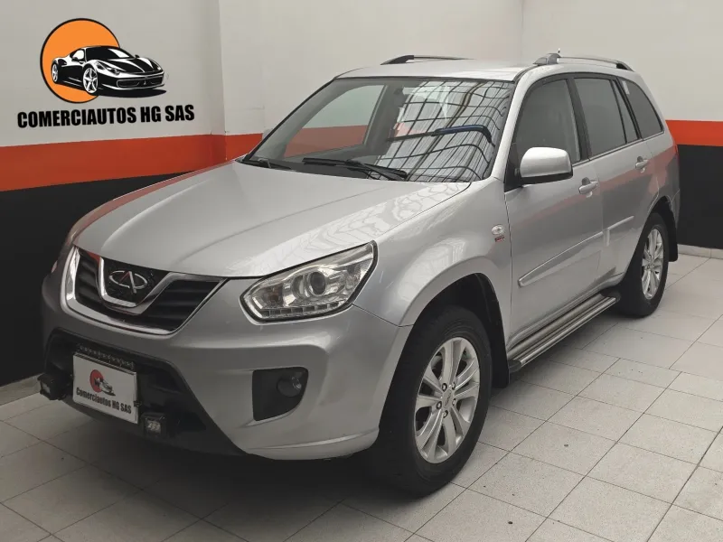 Chery Tiggo SQR7200 1.6 2015 — foto 1 de 15