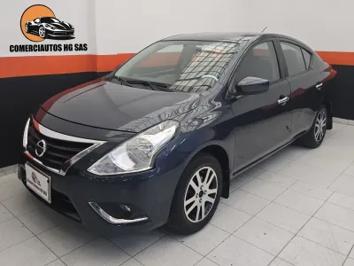 Nissan Versa Advance 2016 — foto 1
