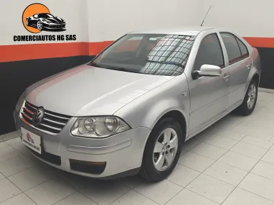 Volkswagen Jetta Europa 2010 — foto 1