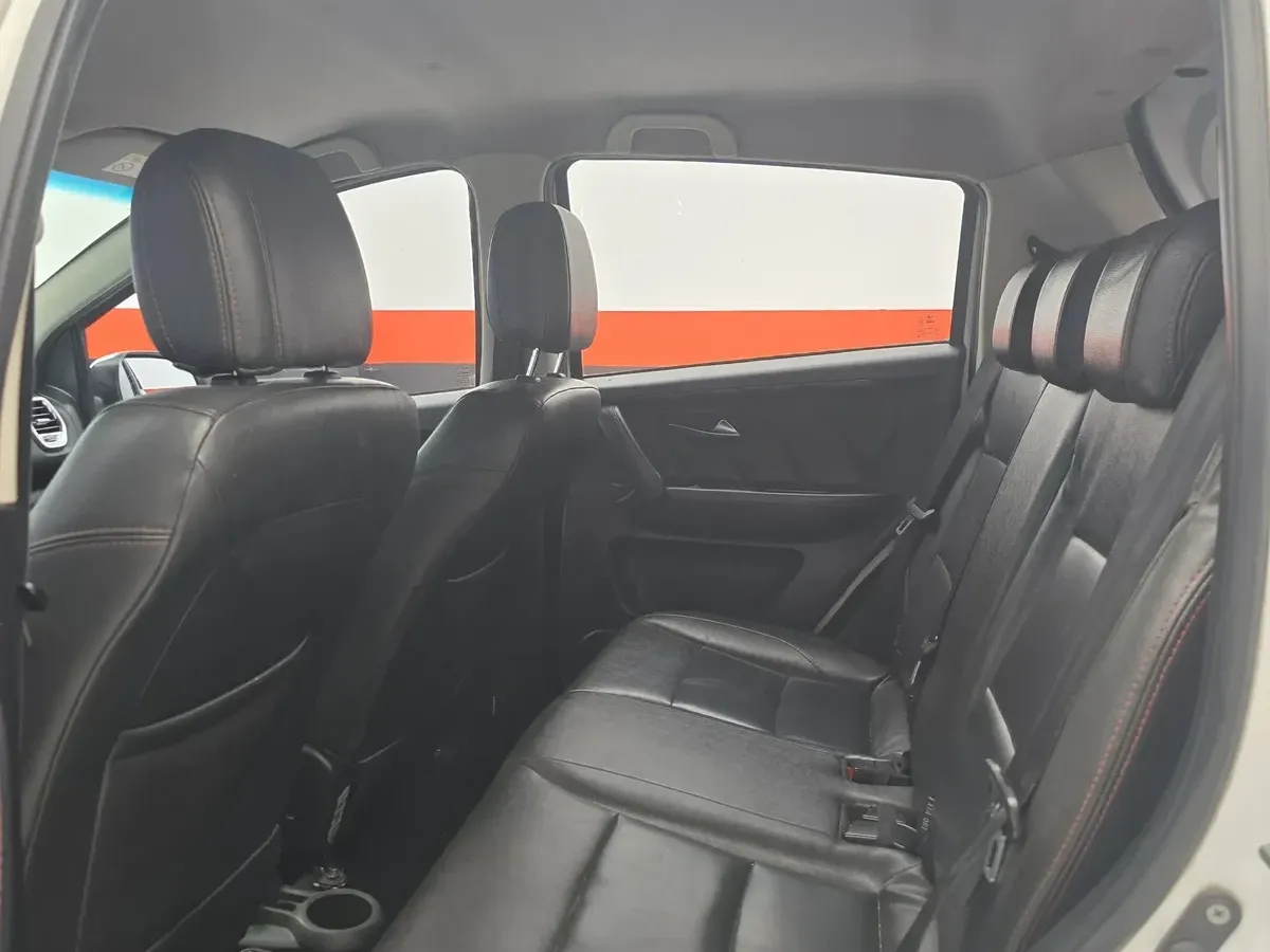 JAC S2 Mini 2019 — foto 13 de 15