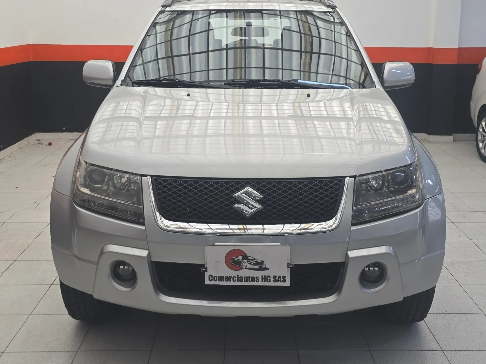 Suzuki Gran Vitara Sz 4x4 2008 — foto 2 de 15: lateral