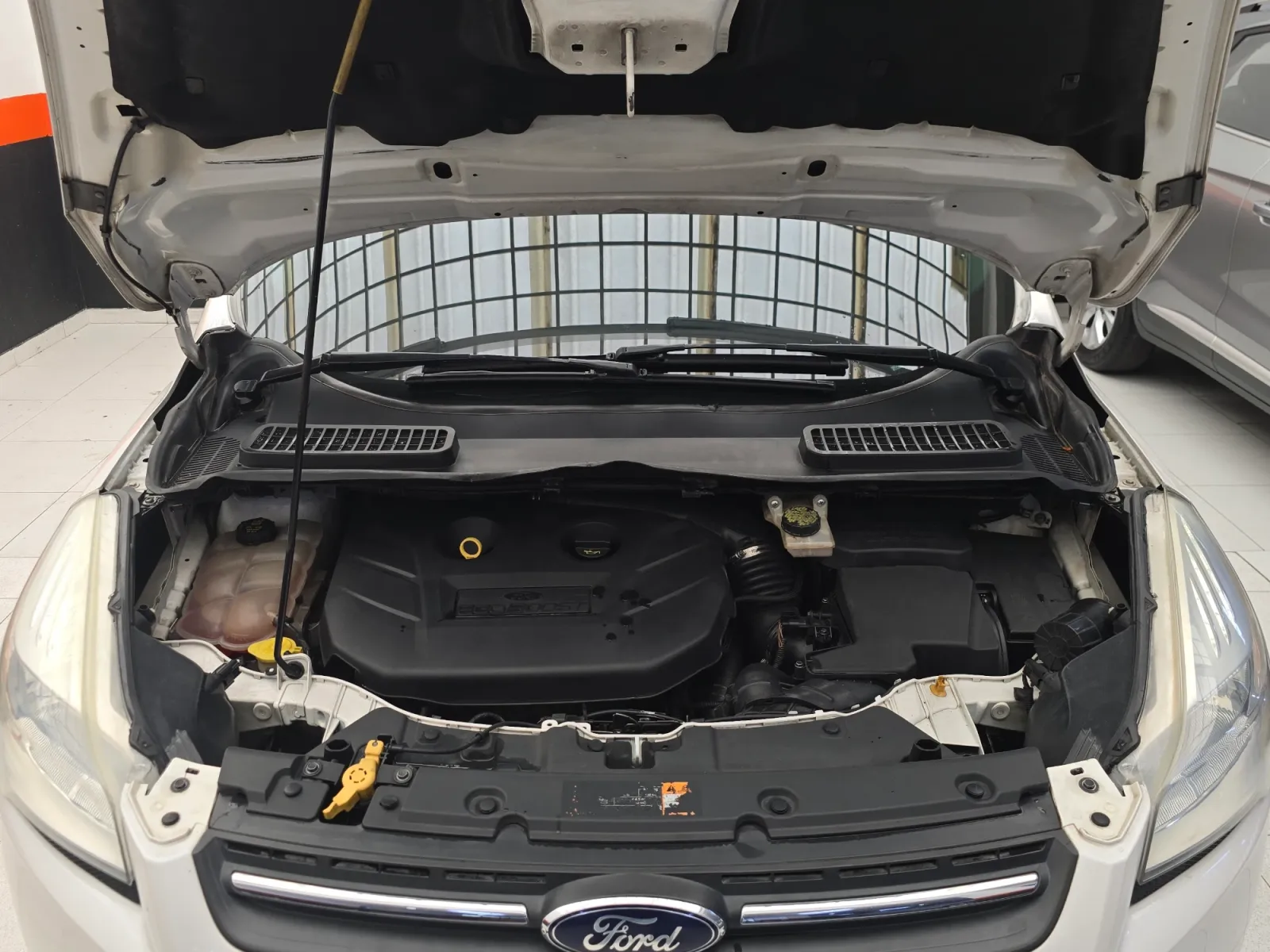 Ford ESCAPE SE 2013 — foto 15 de 15